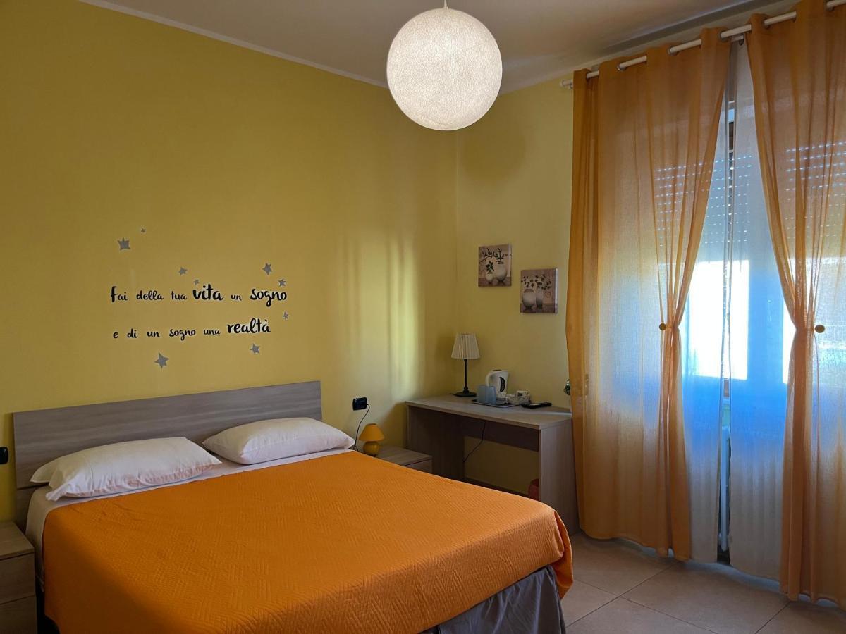 Color House Malpensa B&B Cassano Magnago Exterior photo