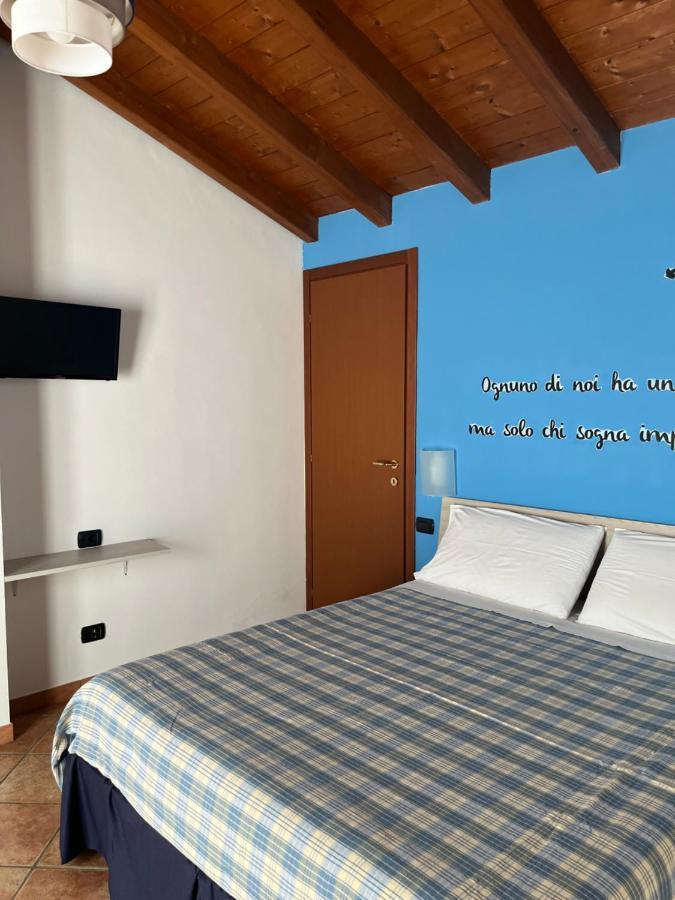 Color House Malpensa B&B Cassano Magnago Exterior photo