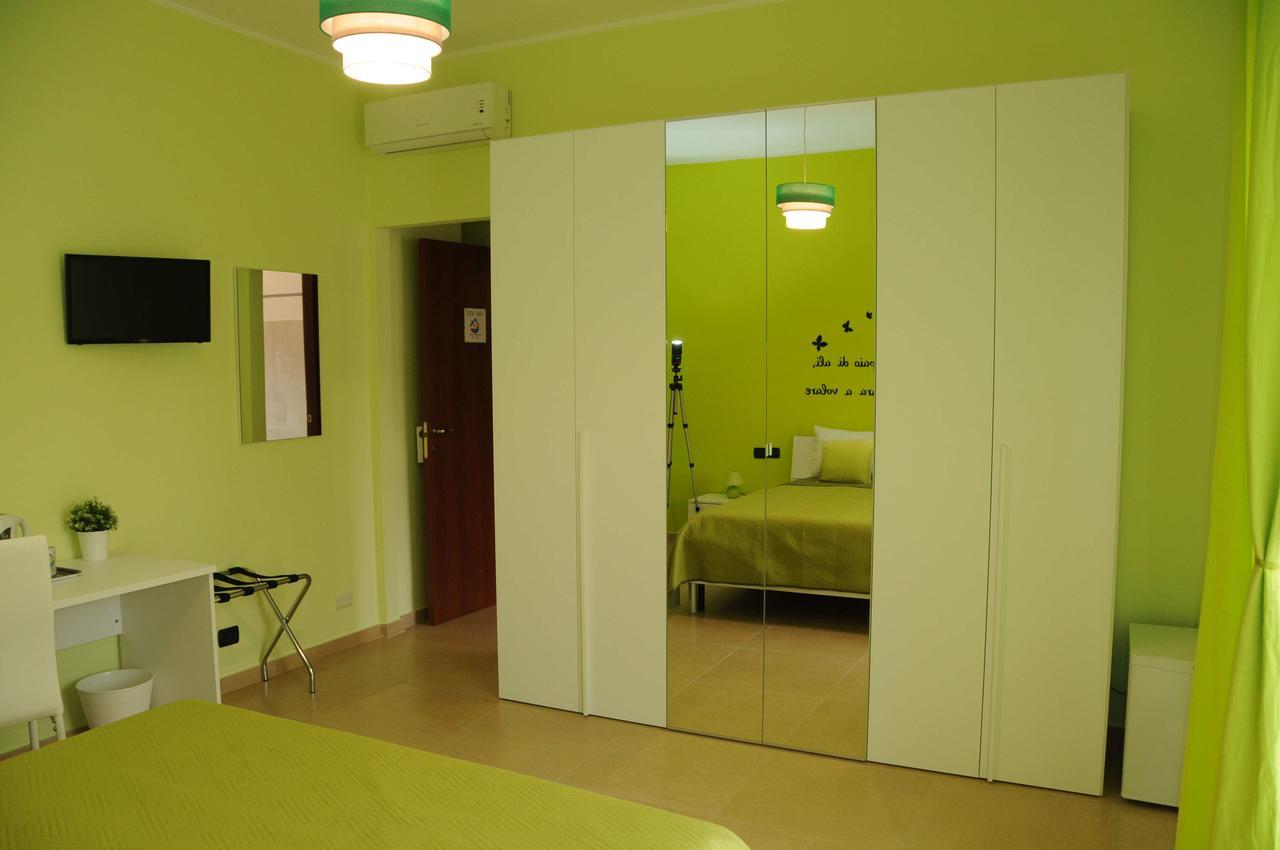 Color House Malpensa B&B Cassano Magnago Exterior photo