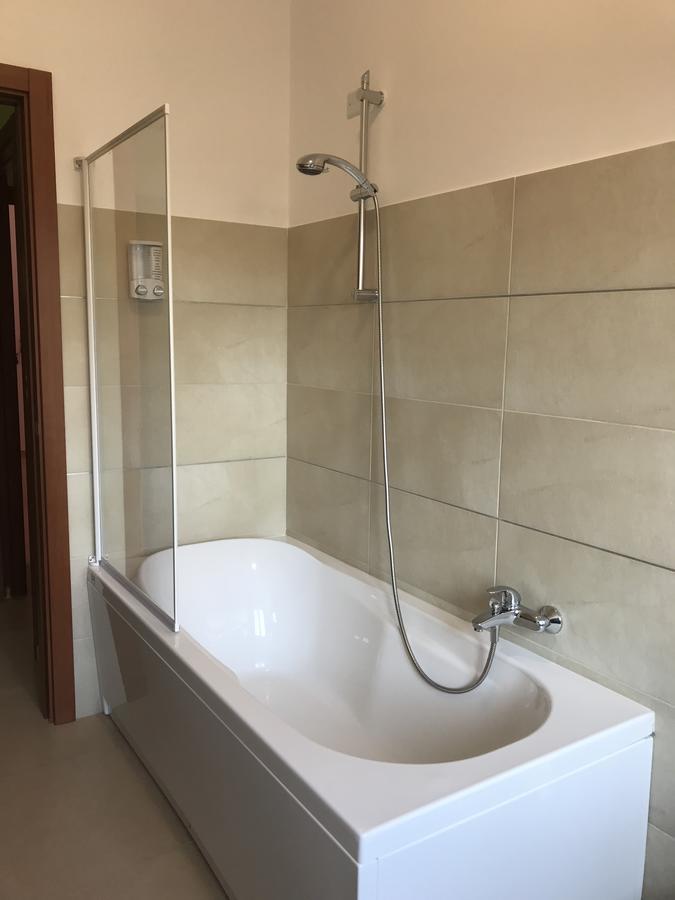 Color House Malpensa B&B Cassano Magnago Exterior photo